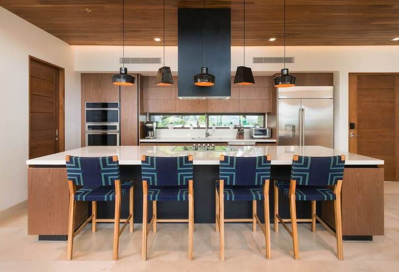 W Costa Rica Resort Playa Conchal