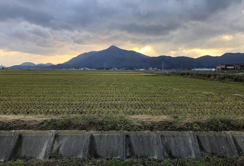 Iwamuro Slow Hostel