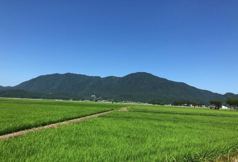 Iwamuro Slow Hostel