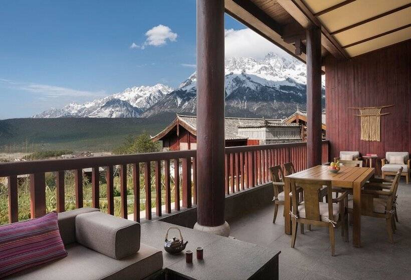 هتل Jinmao Pureal Mountain Liiang