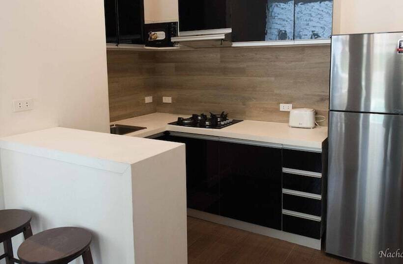 Kame House Backpackers   Hostel   Adults Only