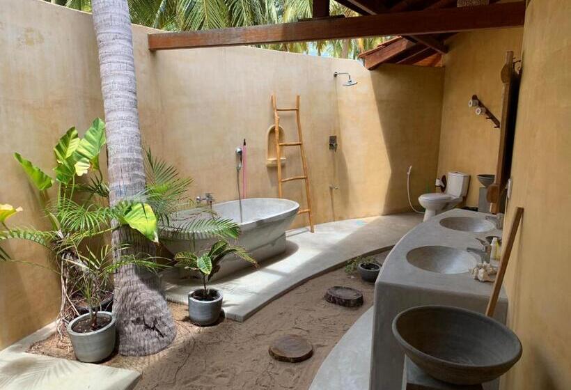 Kitelantis Hotel And Resort