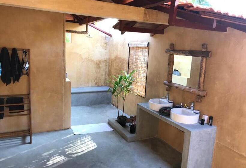 Kitelantis Hotel And Resort