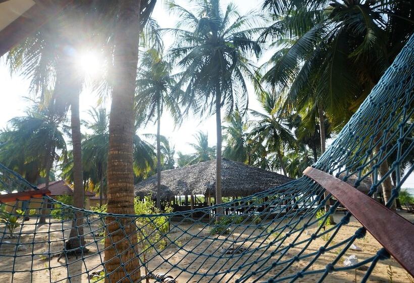 Kitelantis Hotel And Resort