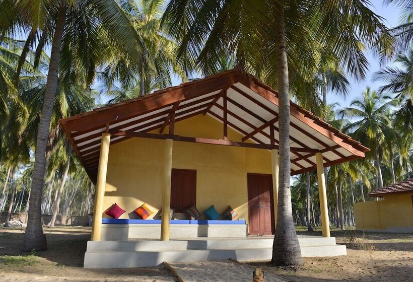 Kitelantis Hotel And Resort