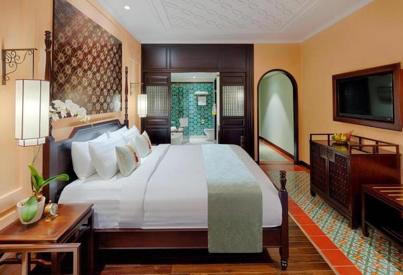 Little Riverside Hoi An . A Luxury Hotel & Spa