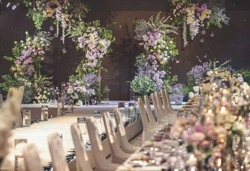 Novotel Ambassador Seoul Dongdaemun Hotels & Residences