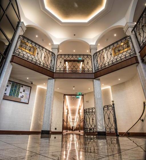 Crossgates Hotelship Altstadt   Düsseldorf