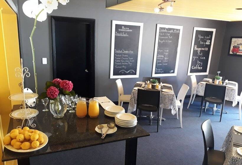 منتجع Baywater Village