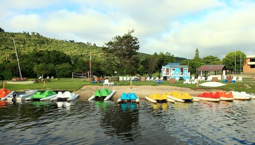 منتجع Baywater Village