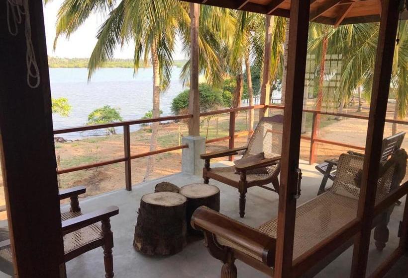 Kitelantis Hotel And Resort