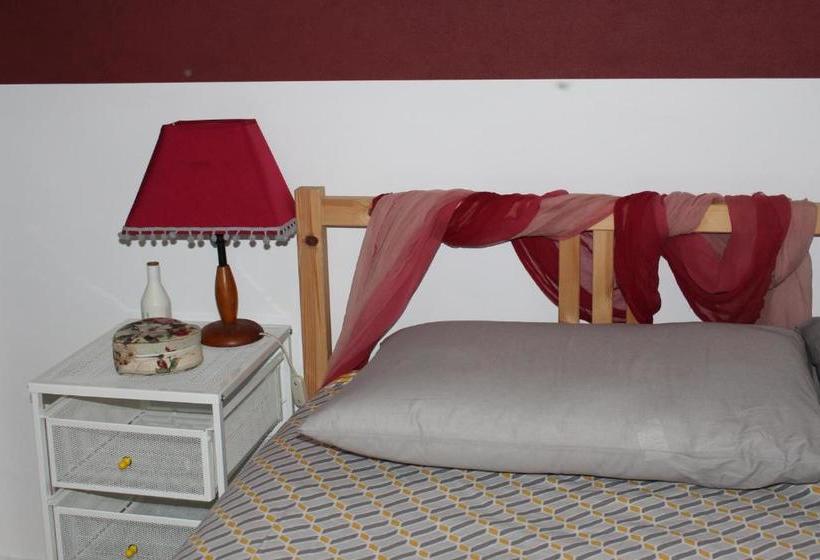 فندق صغير Casa Dos Poetas