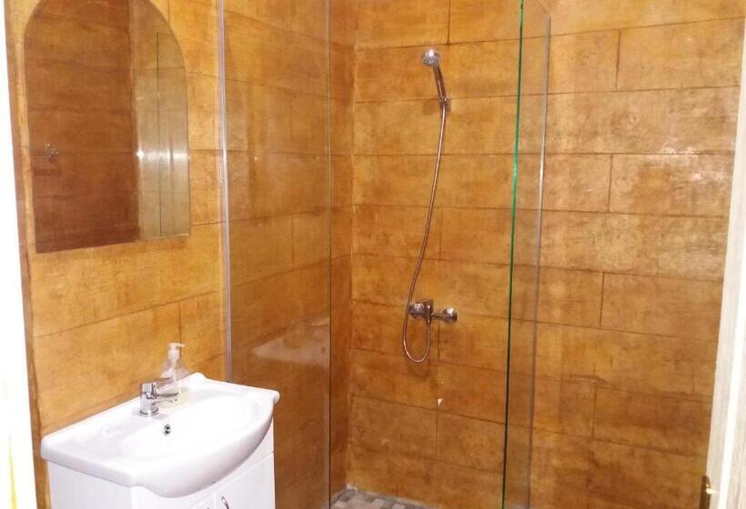 تختخواب و صبحانه Bed&breakfast Intermezzo Caffe