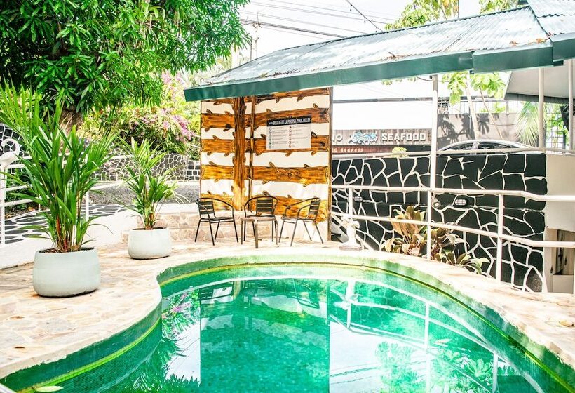 צימר Val Hotel Manuel Antonio