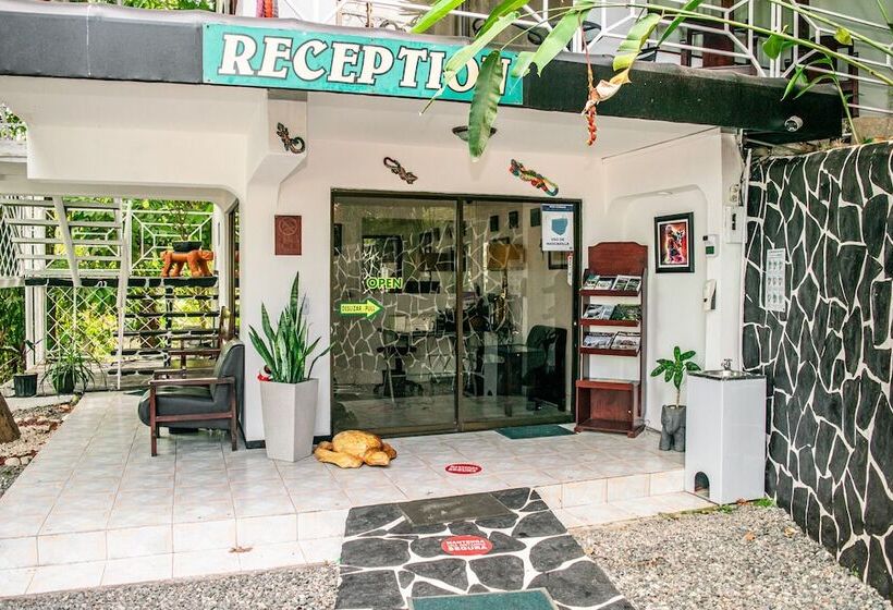 צימר Val Hotel Manuel Antonio