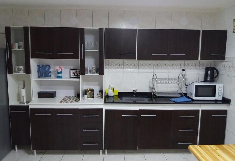 تختخواب و صبحانه Kalahat