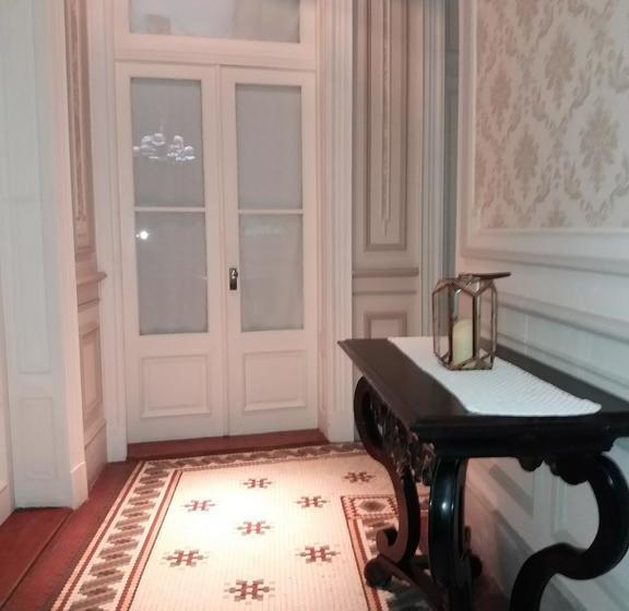 تختخواب و صبحانه Kalahat