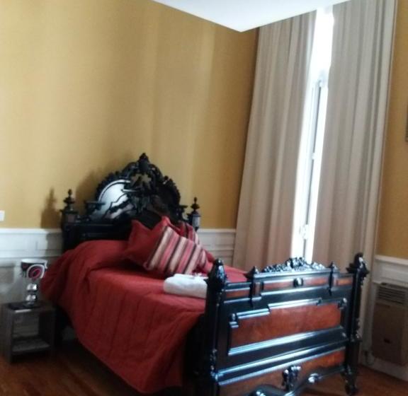 تختخواب و صبحانه Kalahat