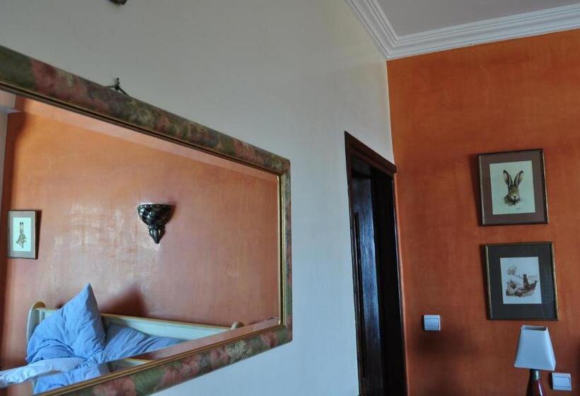 تختخواب و صبحانه Sallys