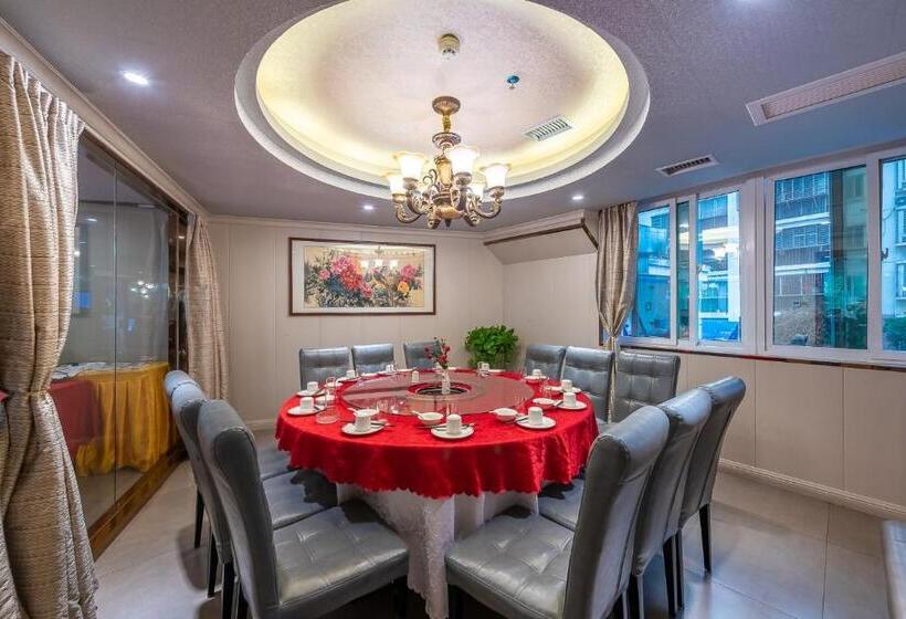 Days Hotel Yishun Guilin