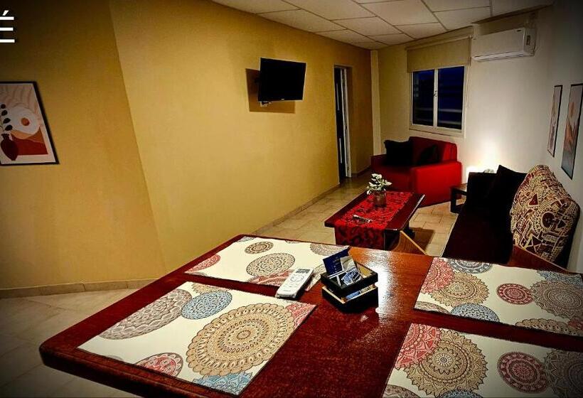 Eclat Suites Hotel Boutique