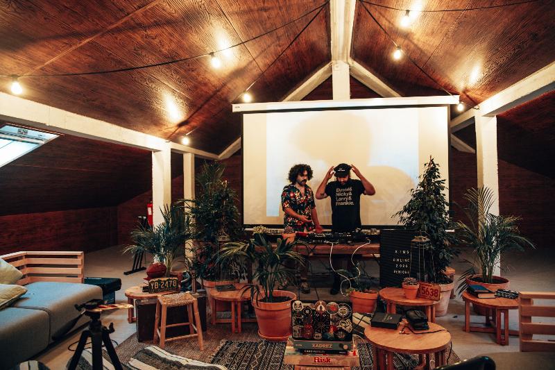 여관 Selina Peniche