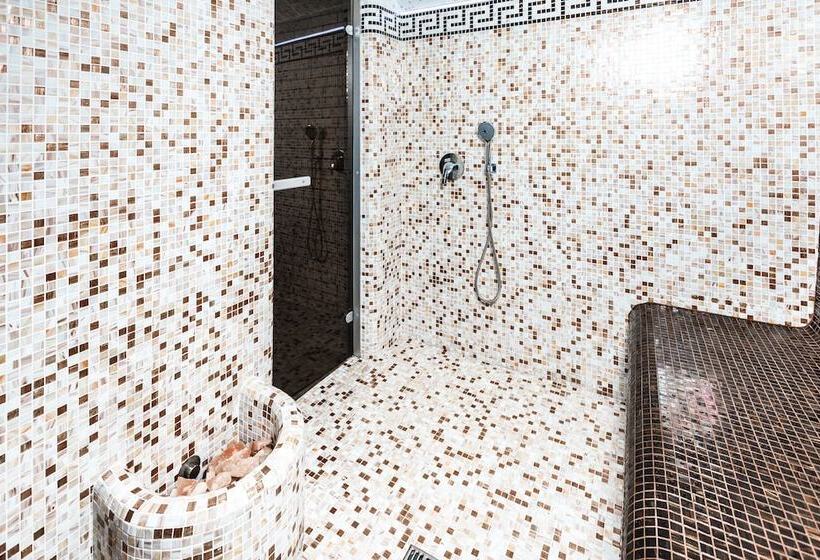 هتل Antares Apart