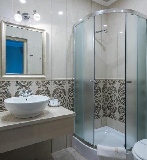 בית מלון כפרי Bíbic és Tüskevár étterem és Horgásztó