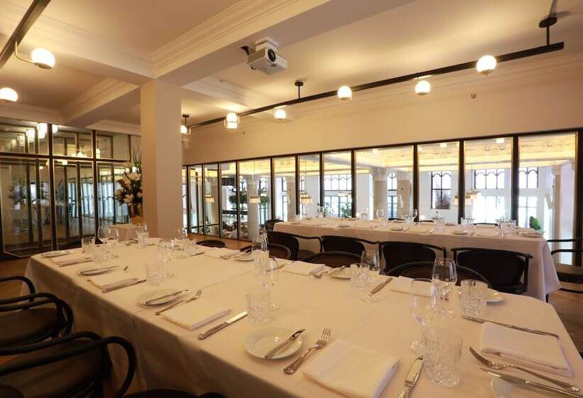 Отель Birks Montreal