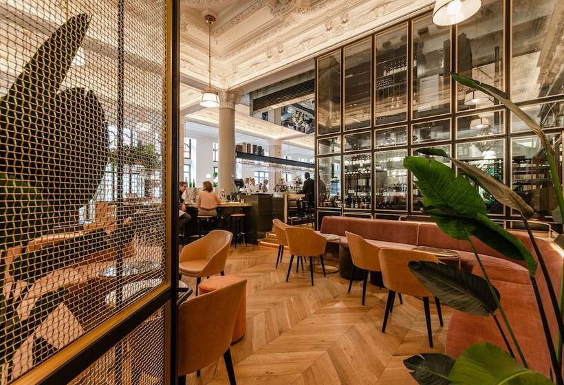 Отель Birks Montreal