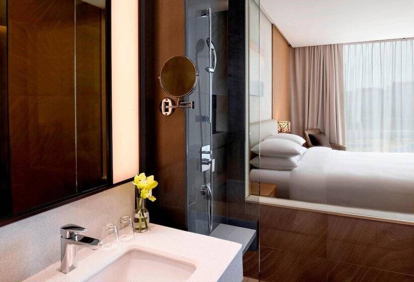 هتل Courtyard By Marriott Seoul Botanic Park