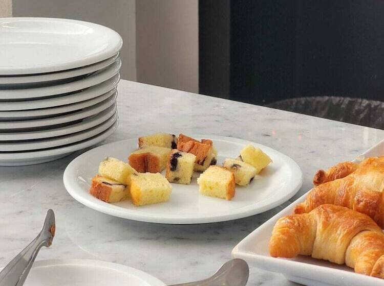 ホテル Days Inn & Suites By Wyndham La Plata