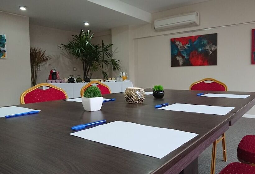 ホテル Days Inn & Suites By Wyndham La Plata