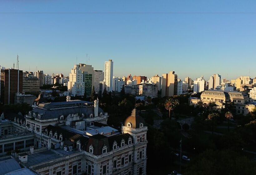 ホテル Days Inn & Suites By Wyndham La Plata