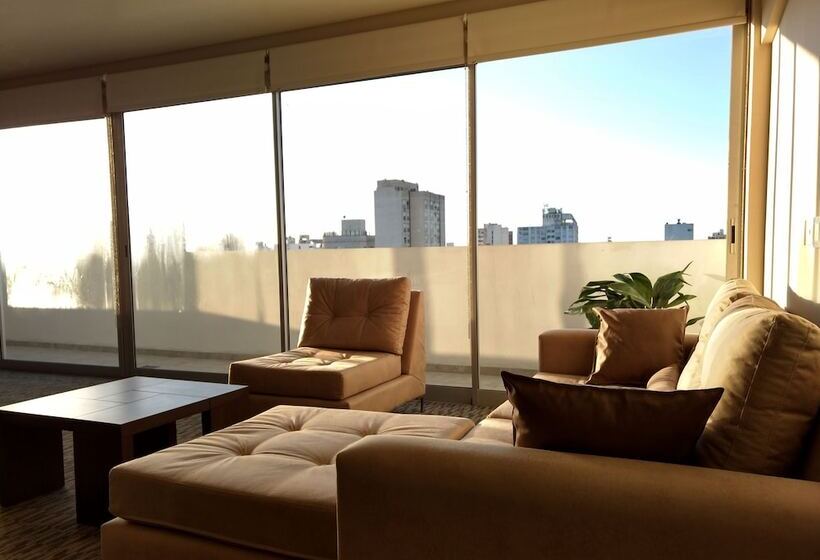 ホテル Days Inn & Suites By Wyndham La Plata