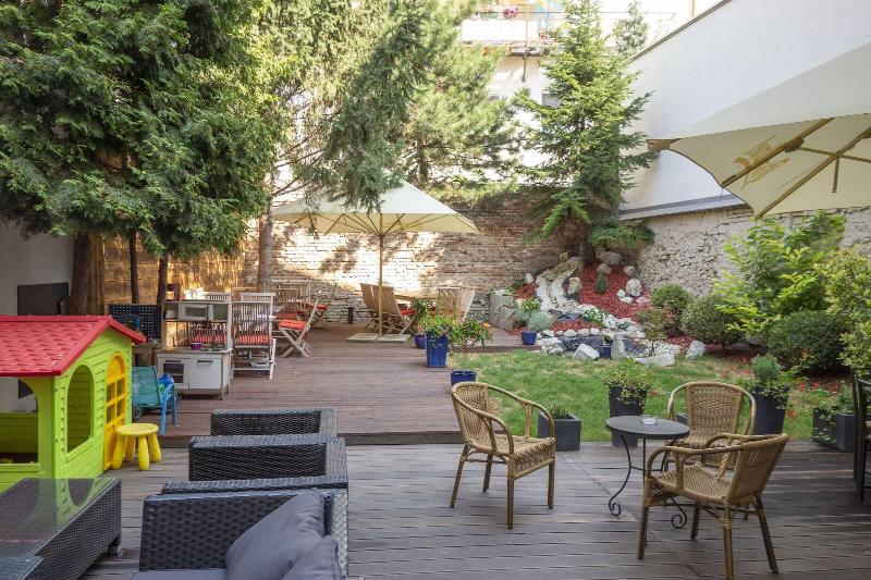 هتل Downtown Bratislava B&b