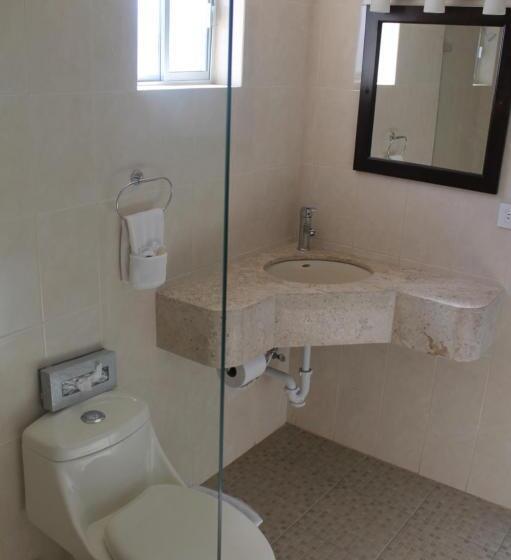 El Camino Hotel & Suites