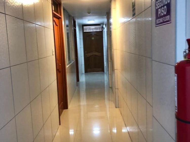 هتل El Monarca Suite