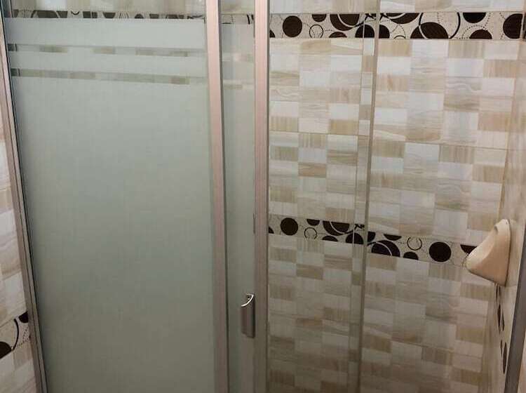 هتل El Monarca Suite