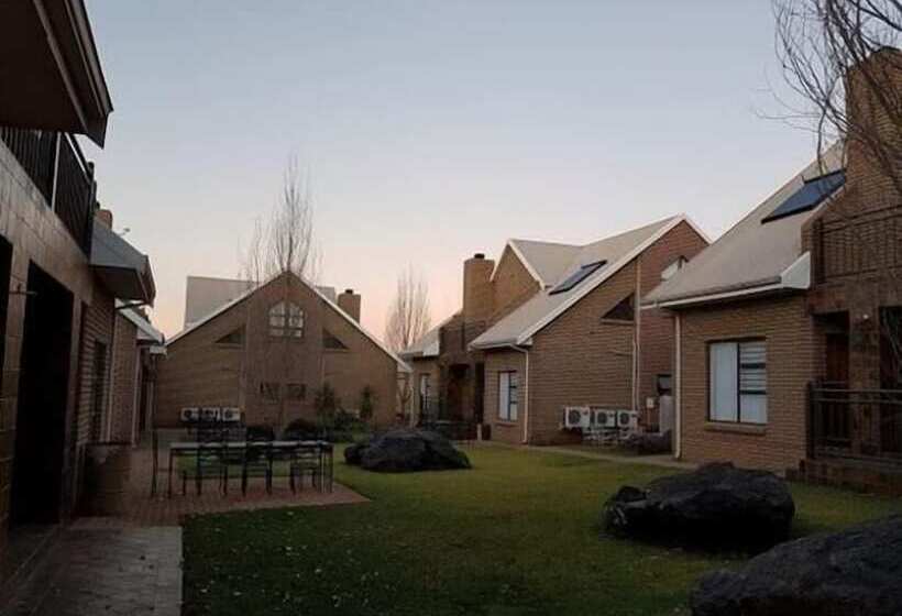 ホテル Eldorado Lodge Cc