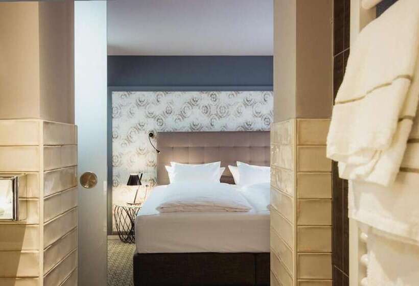 בית מלון כפרי Goldene Traube By Neugart