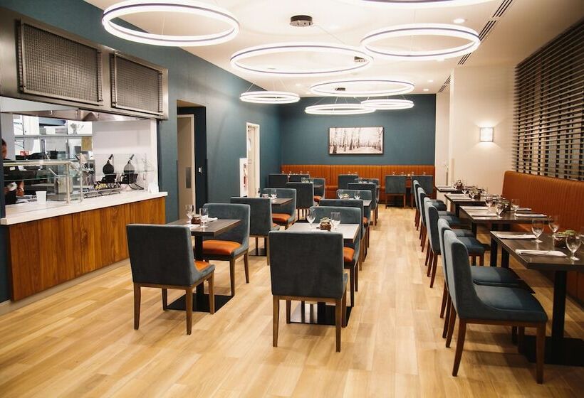 ホテル Hilton Garden Inn Fredericton