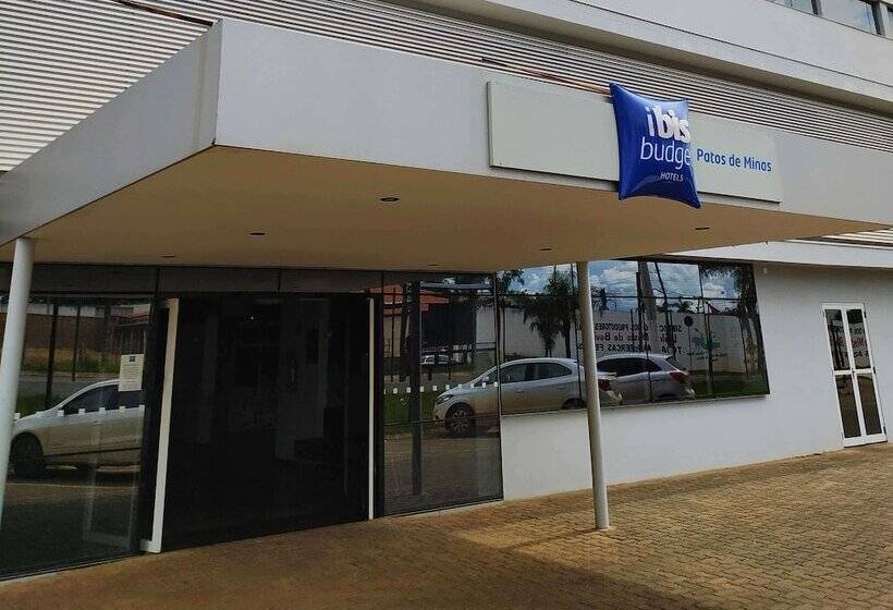 ホテル Ibis Budget Patos De Minas