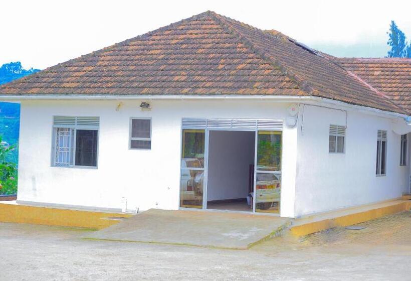 هتل Kigezi Gardens Inn