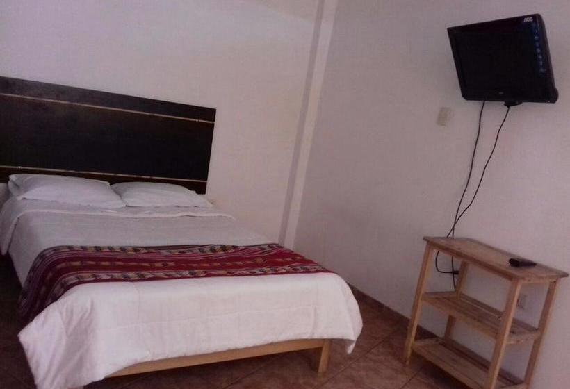 هتل La Farola Cajamarca