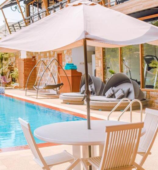 هتل Mandalay Lodge