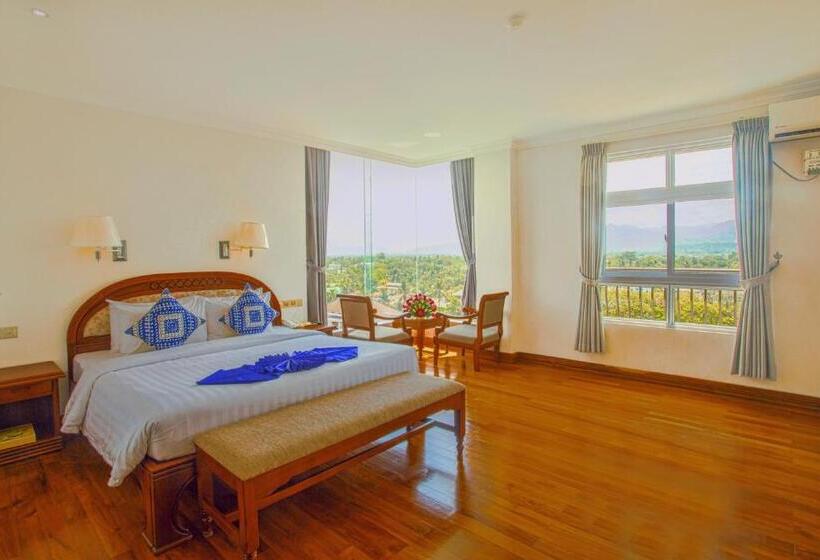 هتل Mandalay Lodge