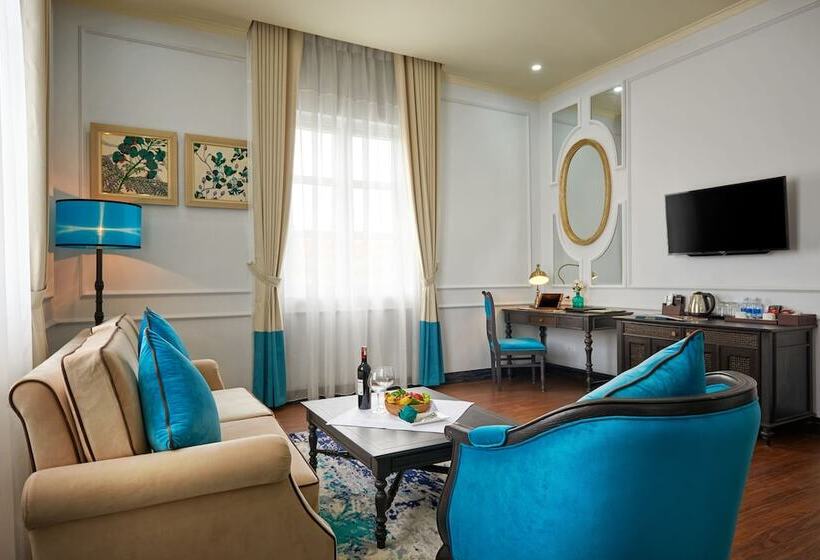 هتل Manoir Des Arts