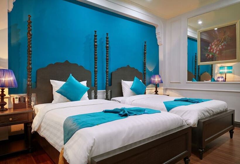 هتل Manoir Des Arts