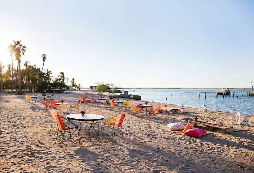 ホテル Marea La Paz